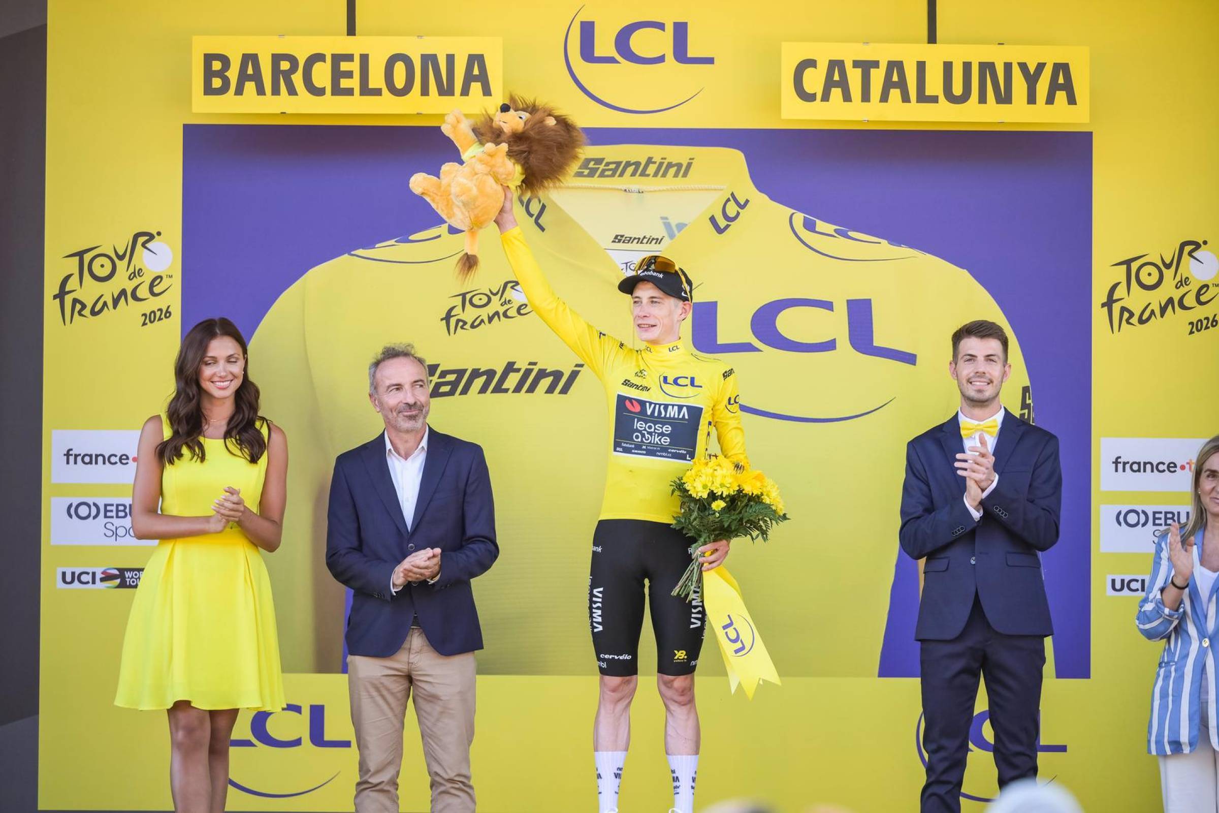 Jonas Vingegaard é o primeiro camisola amarela do 113º Tour de France