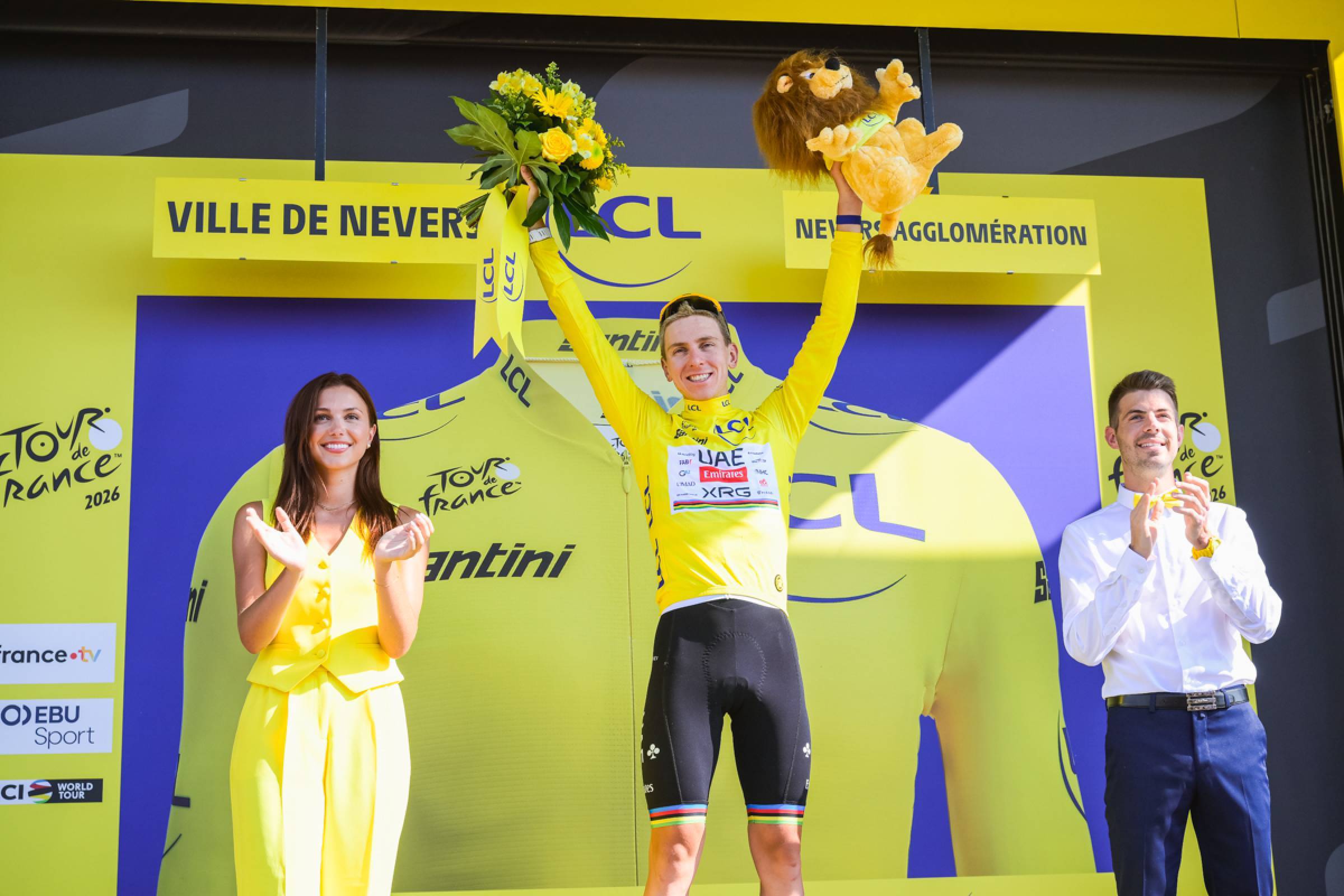 Tadej Pogacar segue o camisola amarela do Tour de France (Foto: ASO)