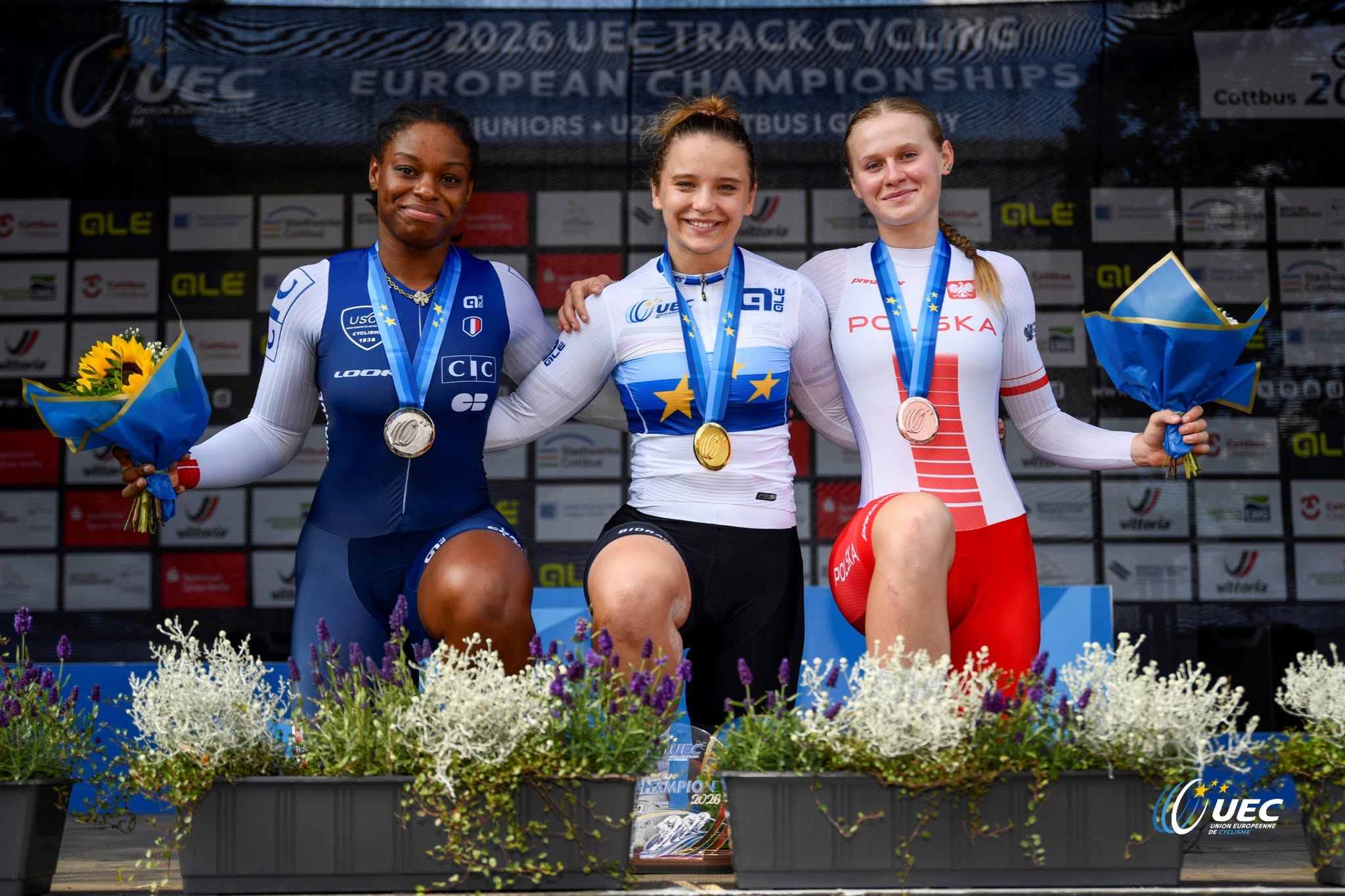 O pódio do Km Sub-23 feminino com Marie Drouode, Anastasia Kuniß e Urszula Sipko