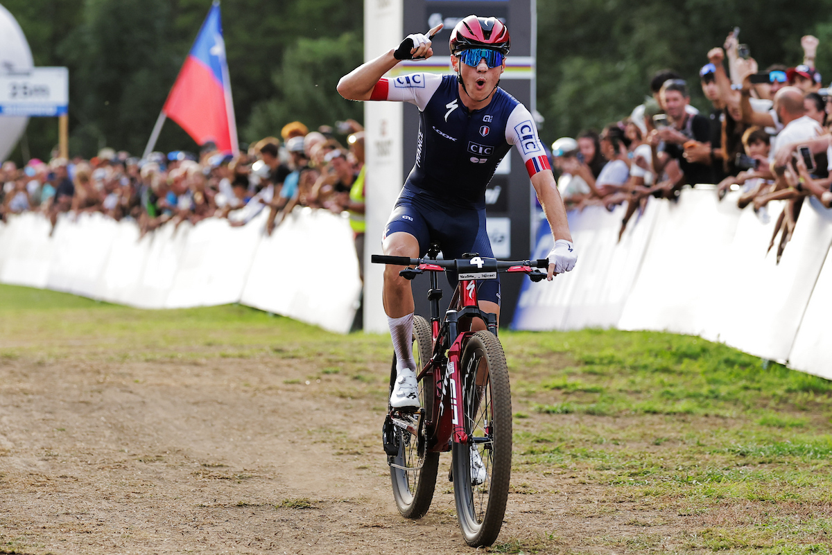 Adrien Boichis e Laura Stigger são os novos Campeões do Mundo de XCC!