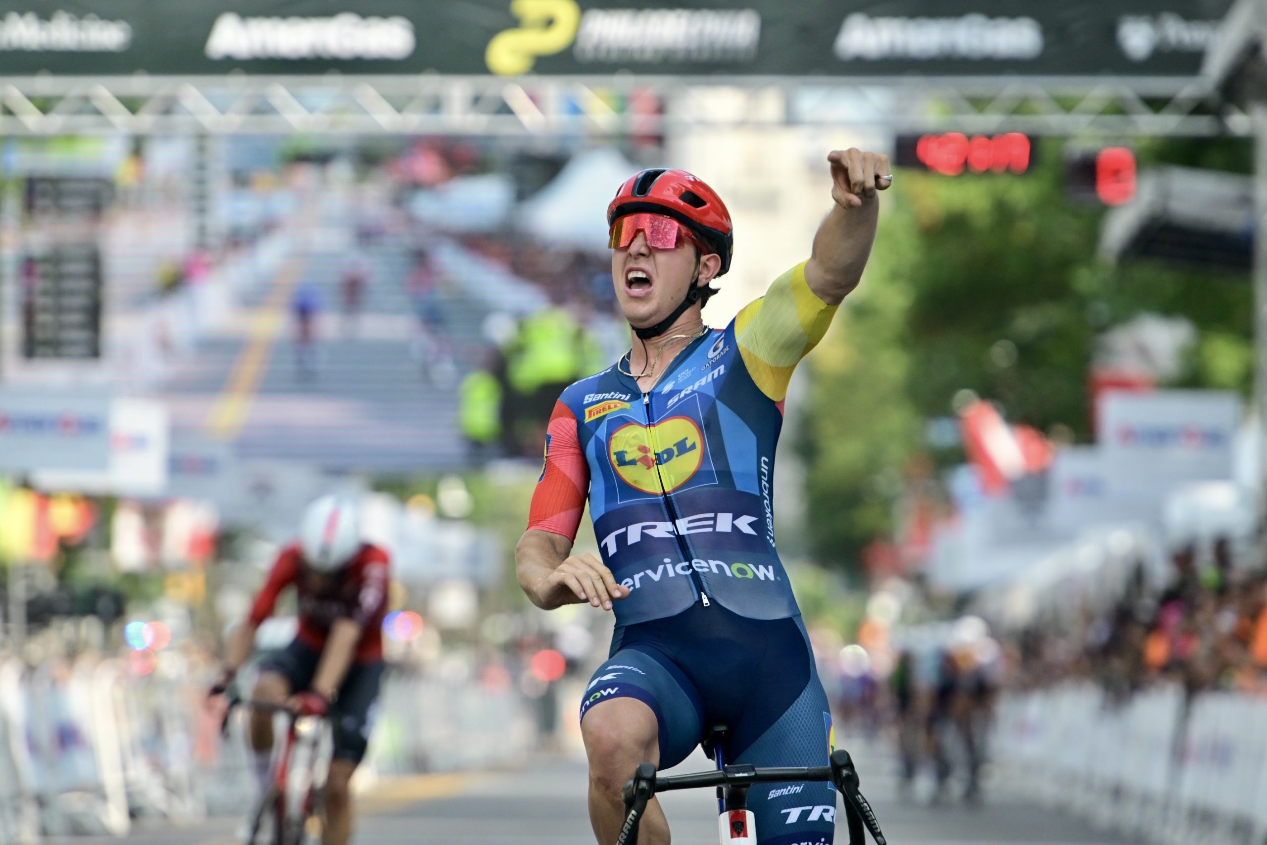 Tim Torn Teutenberg estreia-se a vencer como profissional na Philadelphia Cycling Classic!