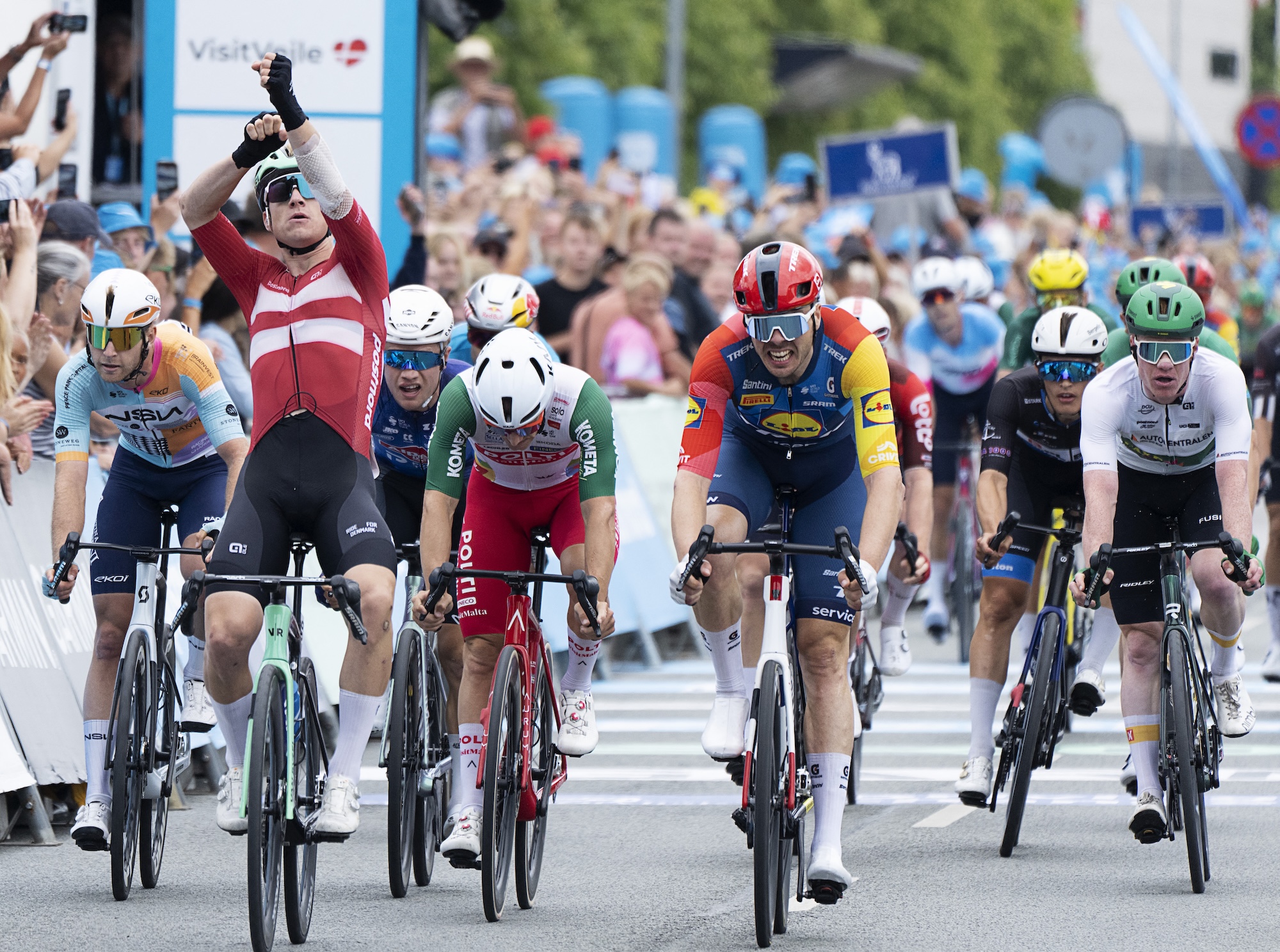 Rasmus Pedersen vence etapa final do PostNord Tour of Denmark! Wout van Aert conquista geral!