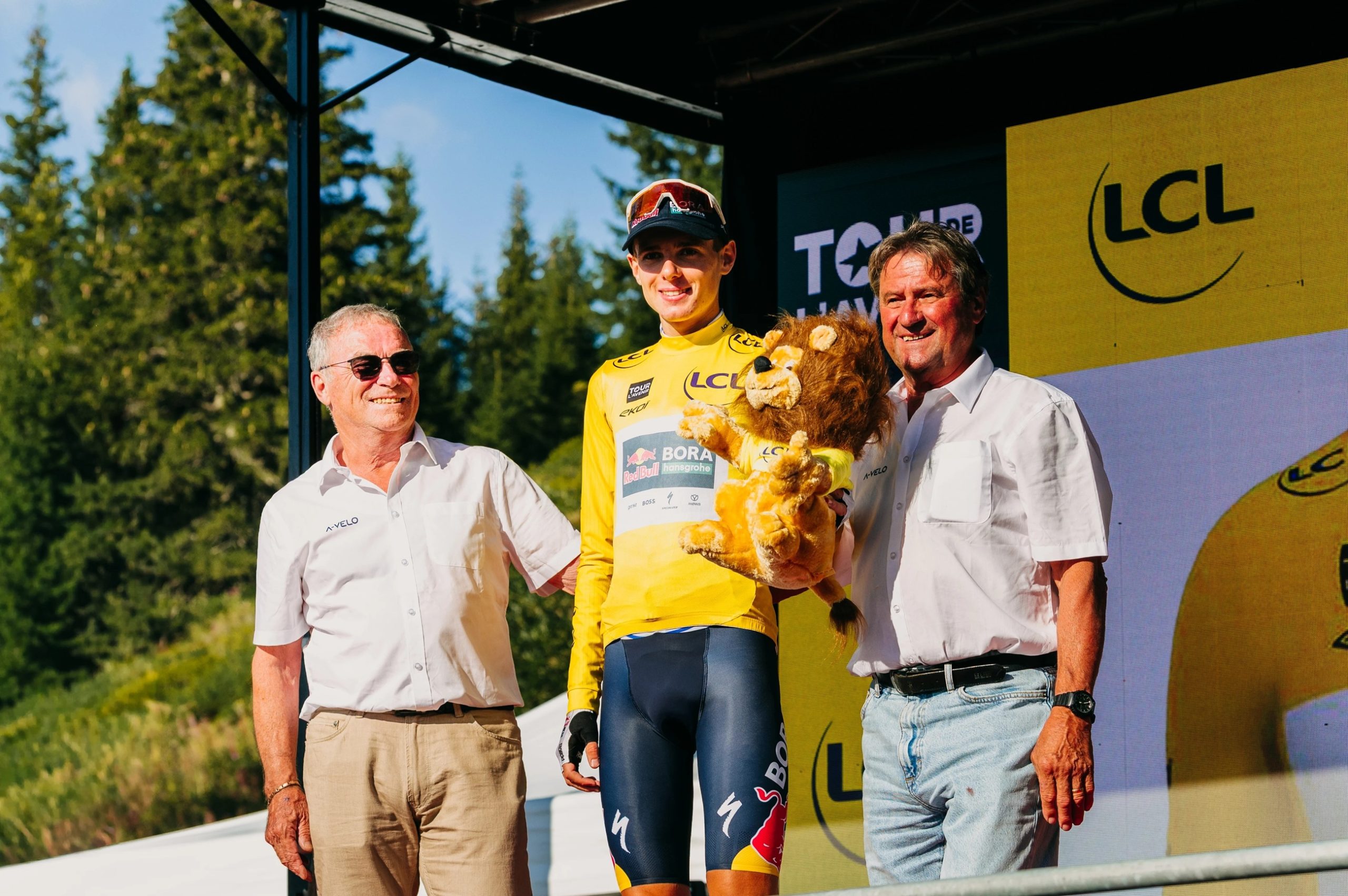 Lorenzo Finn é o novo camisola amarela do Tour de l'Avenir