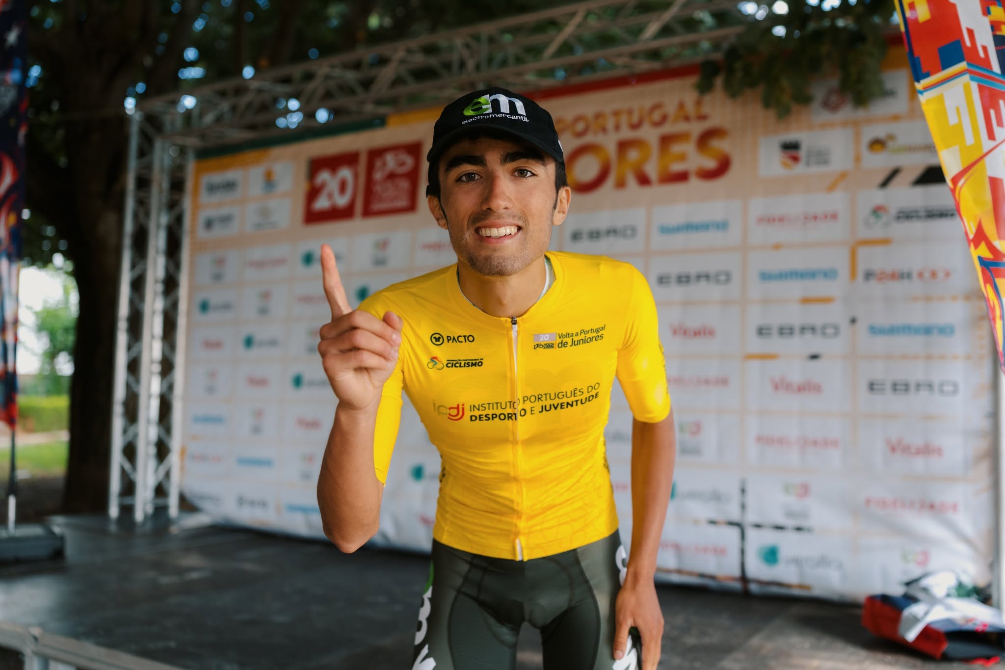 Tomás Mateus é o primeiro camisola amarela da Volta a Portugal de Juniores