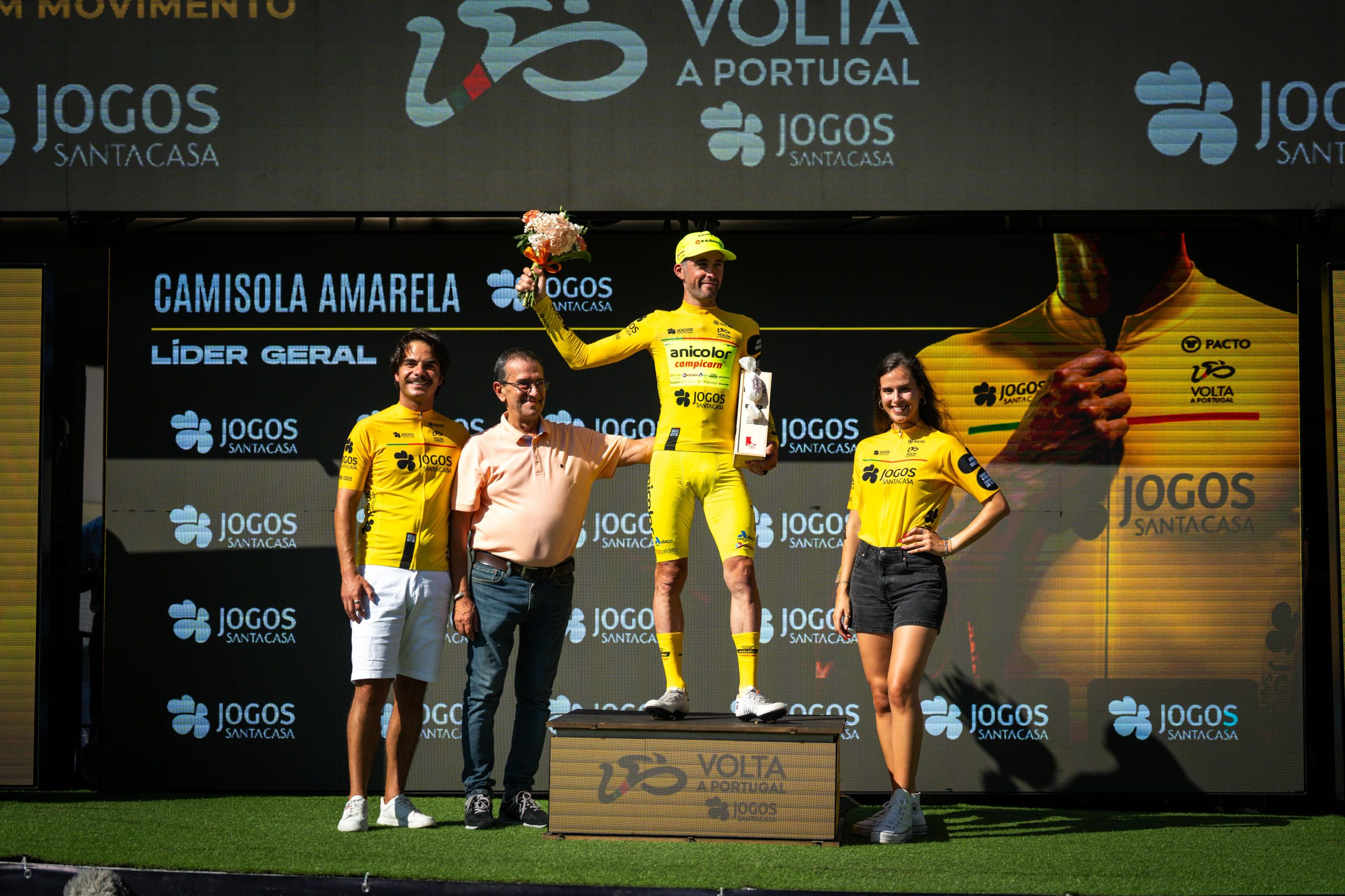 Alexis Guerin manteve a camisola amarela da Volta a Portugal