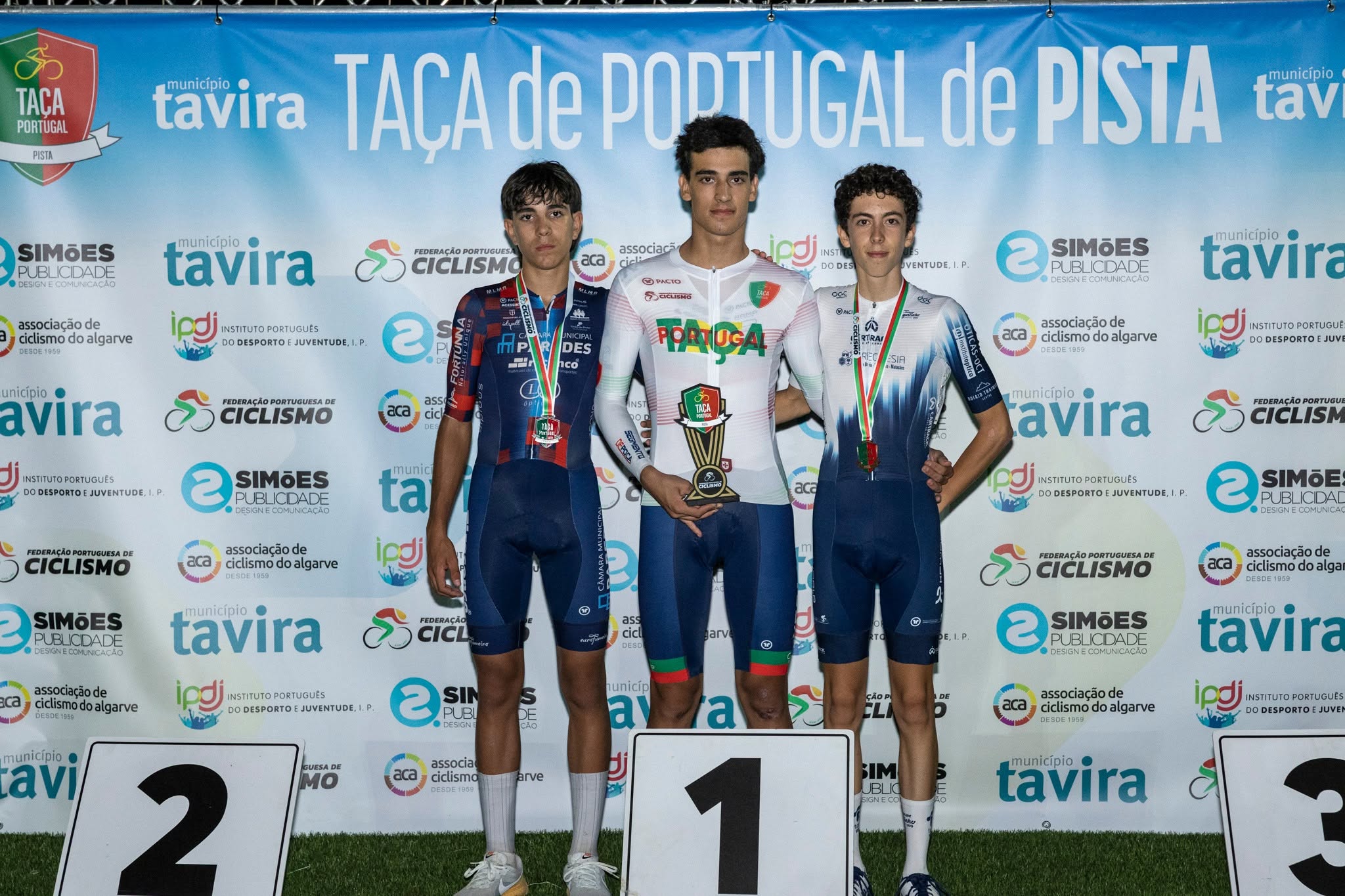 O pódio da Taça de Portugal de Corrida por Pontos dos cadetes masculinos com Martim Quitério, Bruno Nogueira e Guilherme Marreiros