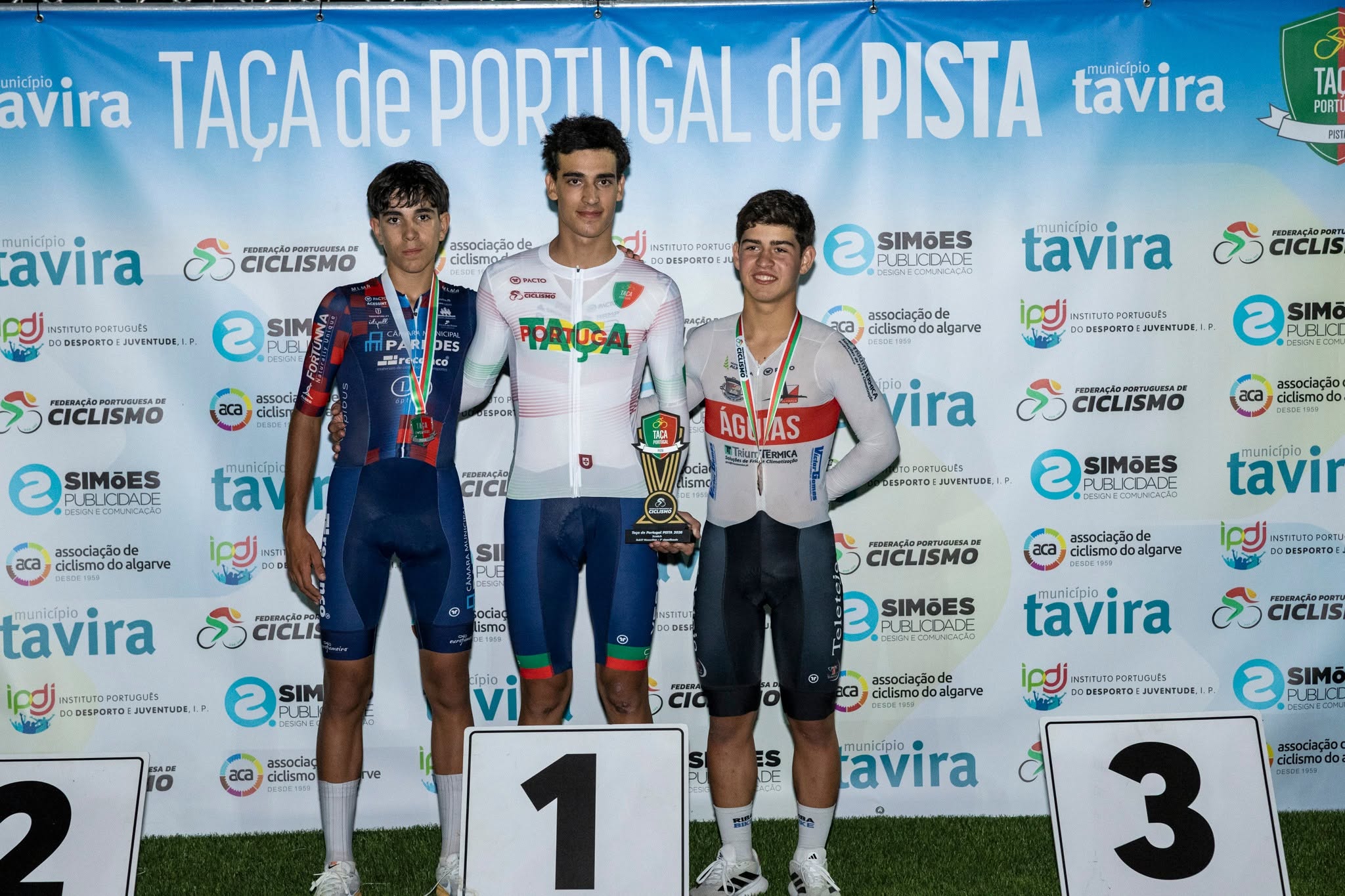 O pódio da Taça de Portugal de Scratch dos cadetes masculinos com Martim Quitério, Bruno Nogueira e Rodrigo Alves