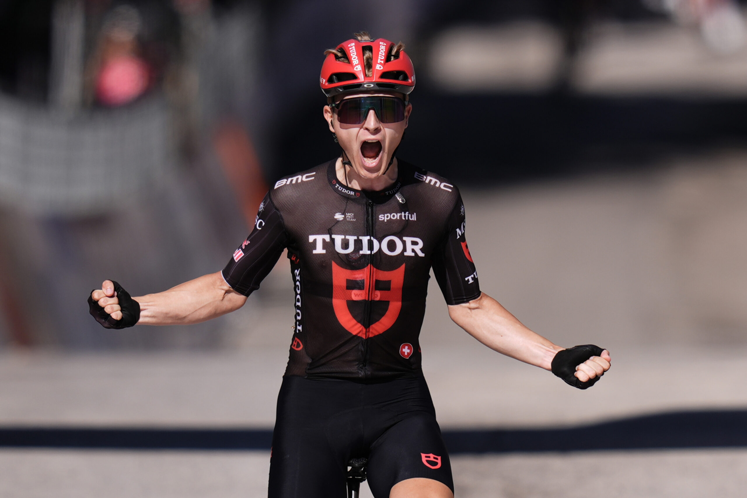 Lennart Jasch surpreende velocistas e conquista etapa 2 do Il Giro d’Abruzzo!