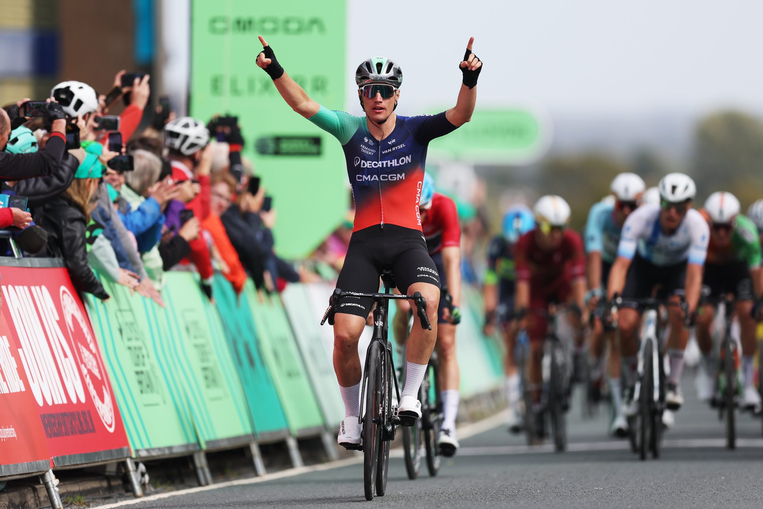 Olav Kooij conquista etapa 3 do Tour of Britain com um poderoso sprint!