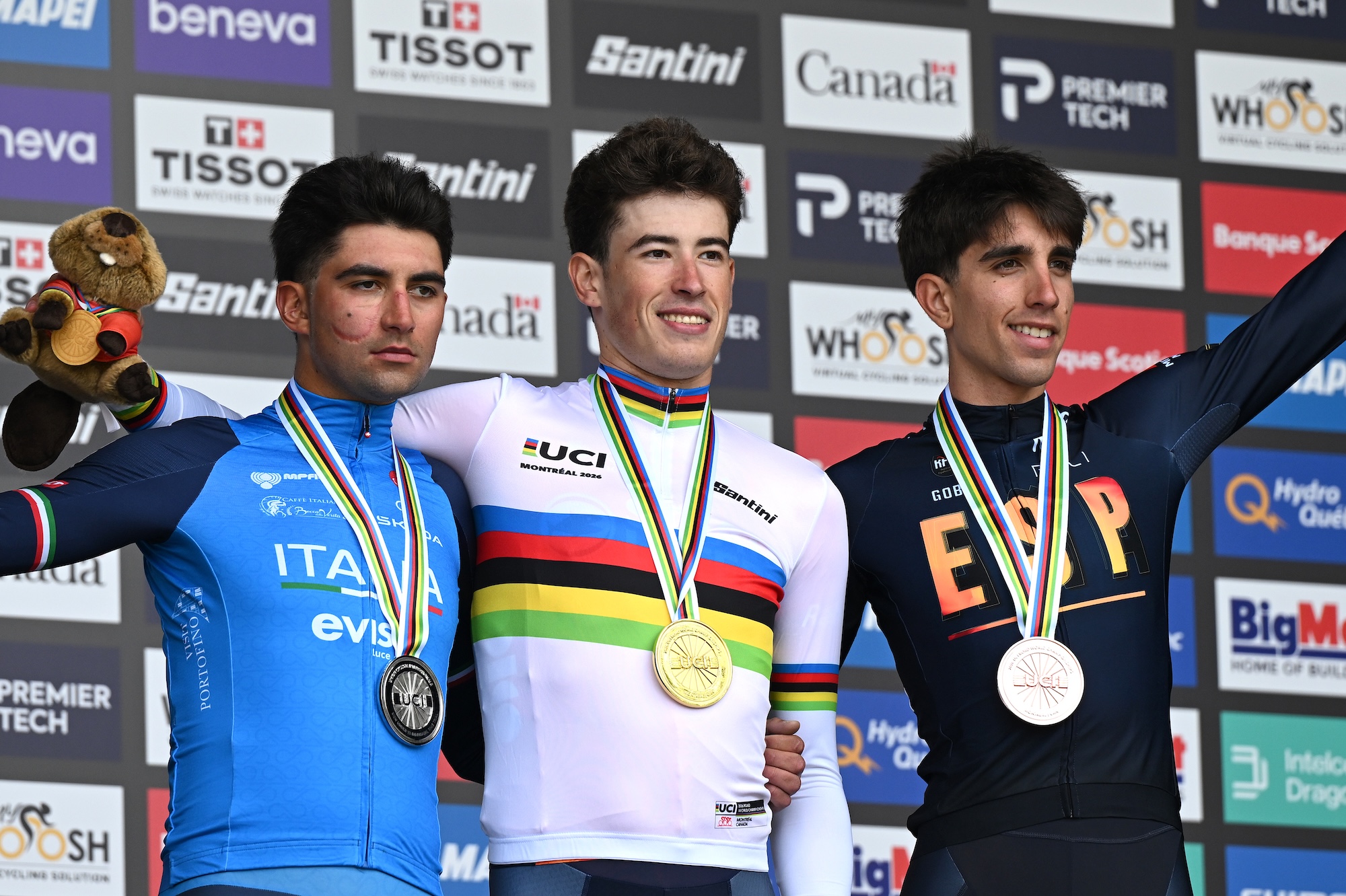 O pódio do contrarrelógio dos sub-23 masculinos nos Campeonatos do Mundo com Nicolas Milesi, Ryan Gal e Hector Alvarez