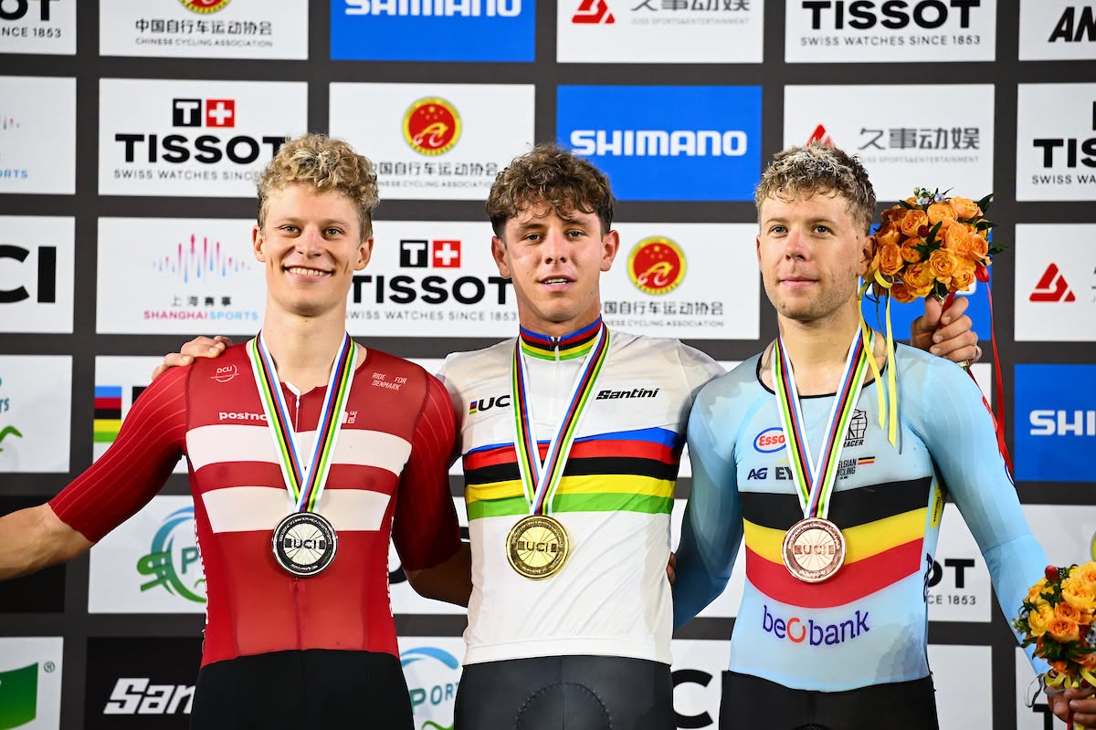 O pódio da Eliminação masculina com Tobias Hansen, Tim Torn Teutenberg e Jules Hesters (Foto: UCI)