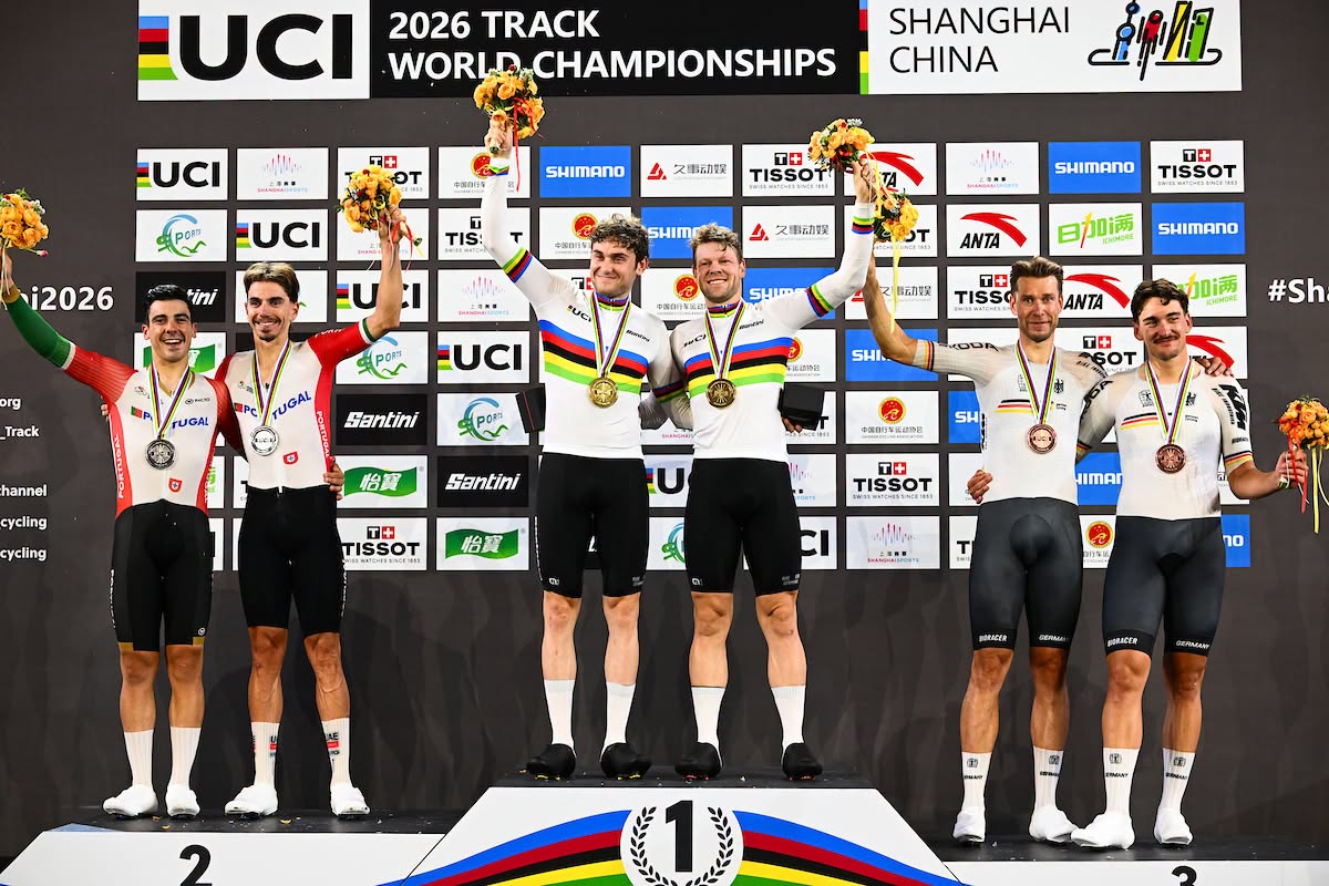 O pódio do Madison masculino com Iúri Leitão e Ivo Oliveira, Carl-Frederik Bevort e Lasse Norman Leth e Roger Kluge e Moritz Augenstein (Foto: UCI)