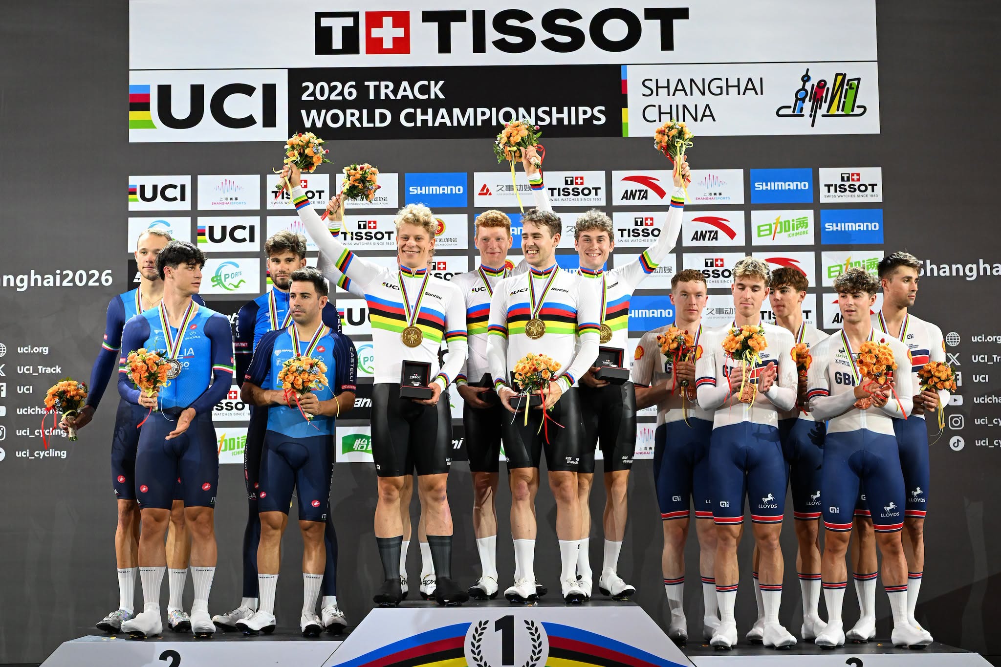 O pódio da Perseguição Coletiva masculina com Itália, Dinamarca e Reino Unido (Foto: UCI)