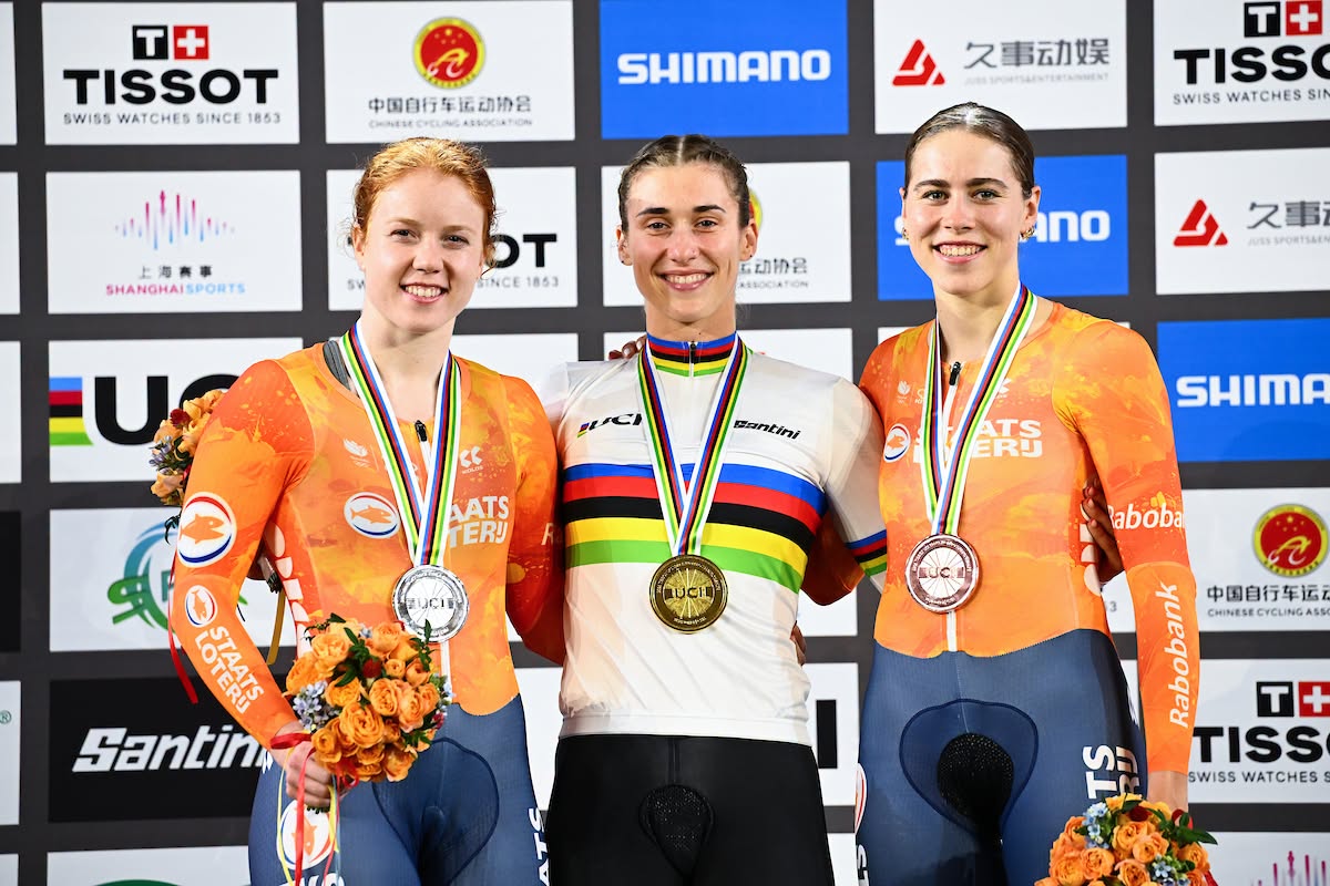 O pódio do Km feminino com Hetty van de Wouw, Pauline Grabosch e Sofie van Rooijen (Foto: UCI)