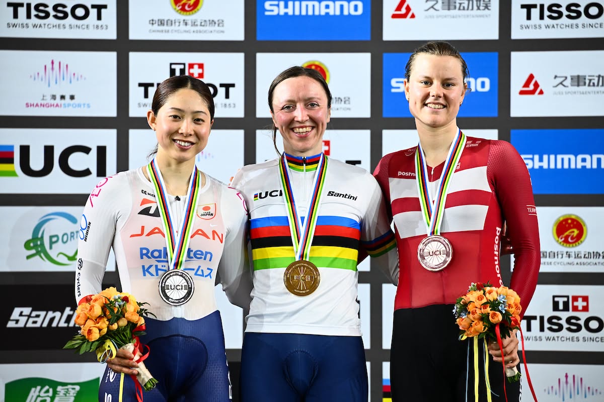 O pódio do Omnium feminino com Tsuyaka Uchino, Anna Morris e Amalie Dideriksen (Foto: UCI)