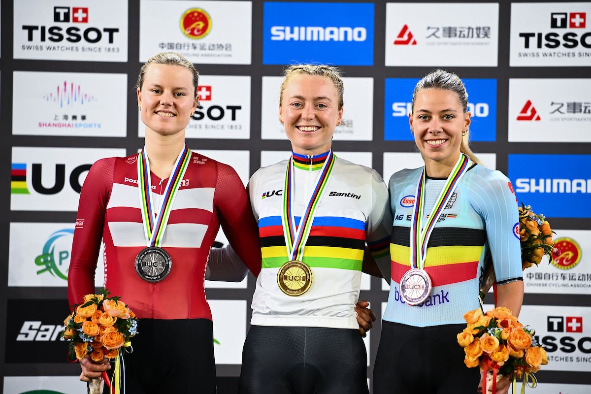 O pódio da Corrida por Pontos feminina com Amalie Dideriksen, Lara Gillespie e Shari Bossuyt (Foto: UCI)