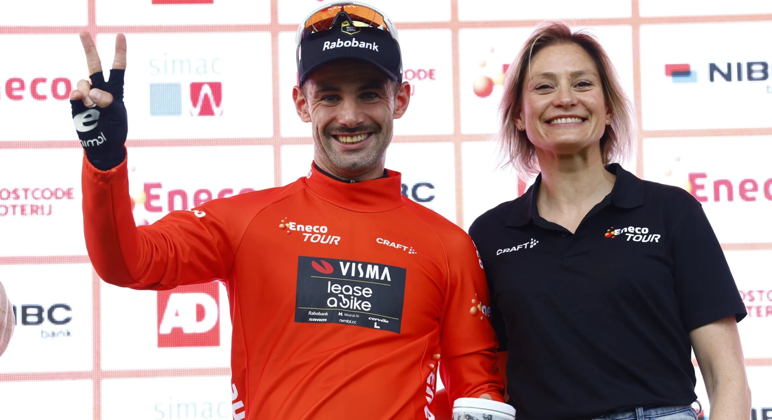 Victor Campenaerts é o novo camisola vermelha do Eneco Tour